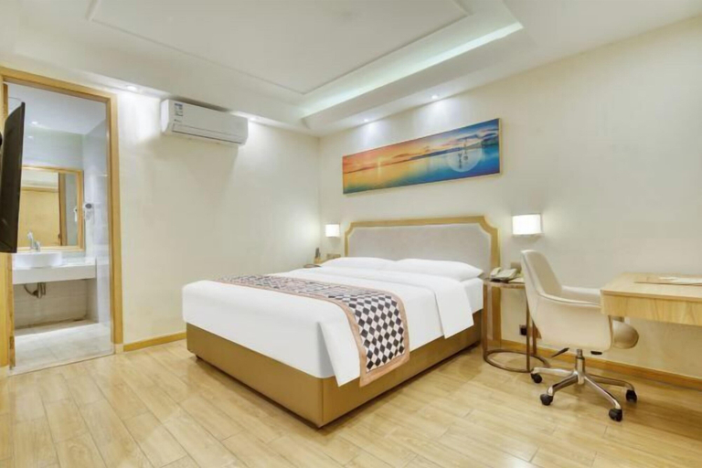 Bedroom 8