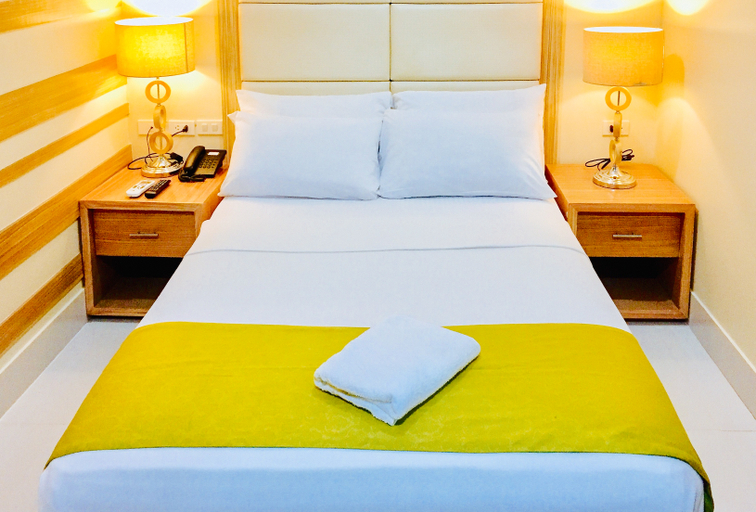 Bedroom 4, Reddoorz Plus @ Abc Landmark Hotel, Makilala
