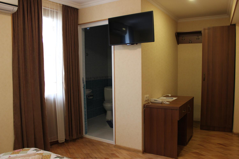 Bedroom 3, Heyvany, Tbilisi