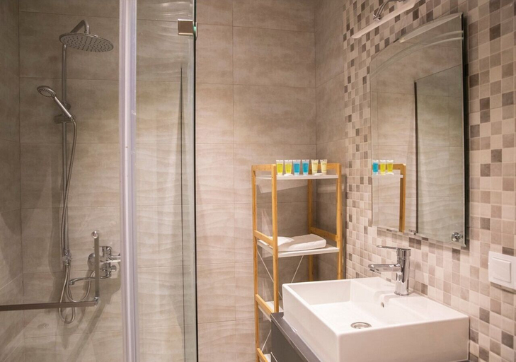Bathroom 3, Horizon Batumi Aparthotel, Batumi