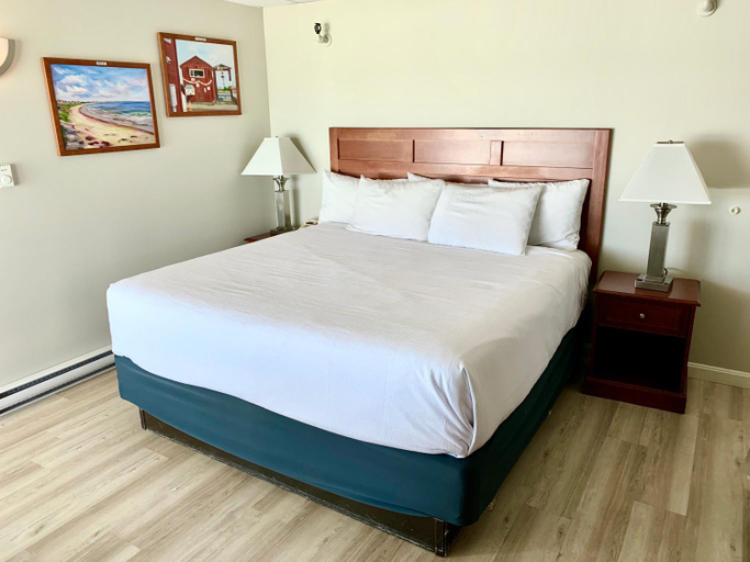 Bedroom 2, Atlantic Oceanfront Hotel, Wells Beach, York