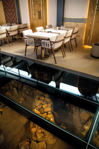 Food & Drinks 5, Lupa By Bueno, Constanta
