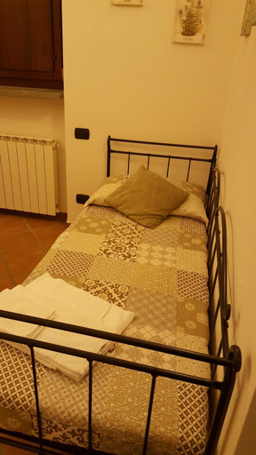 Bedroom 16
