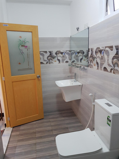 Bathroom 3, Kelum Homestay, K.F.G. & G. Korale