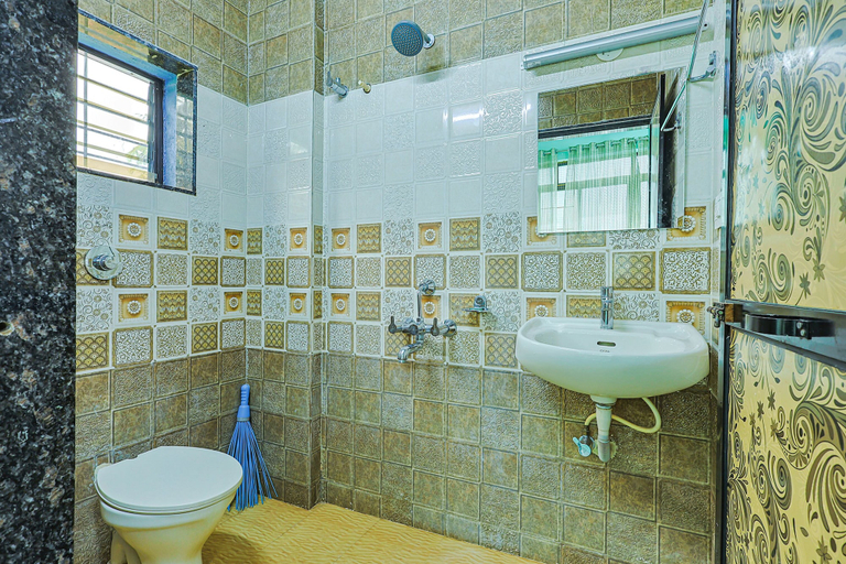 Bathroom 3, FabExpress Goa Beach Heaven, North Goa
