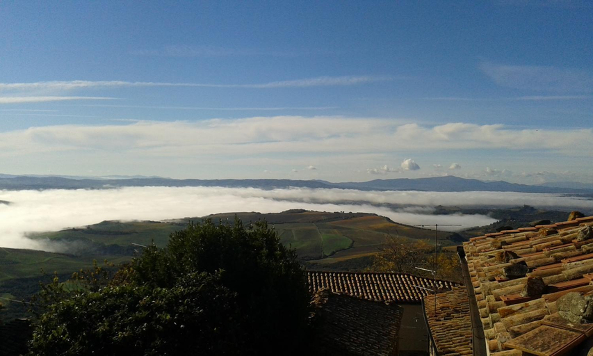 Others 5, Borgo Vecchio, Siena