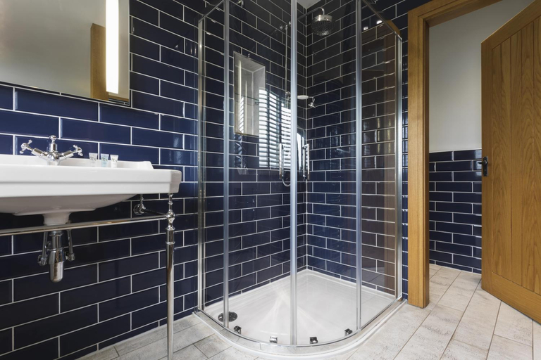 Bathroom 3, Lyth Valley Country House - Ridgestone, Cumbria