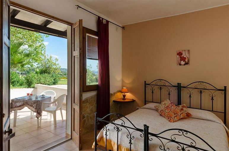 Bedroom 2, Tenuta Li Fani Residence Hotel, Lecce