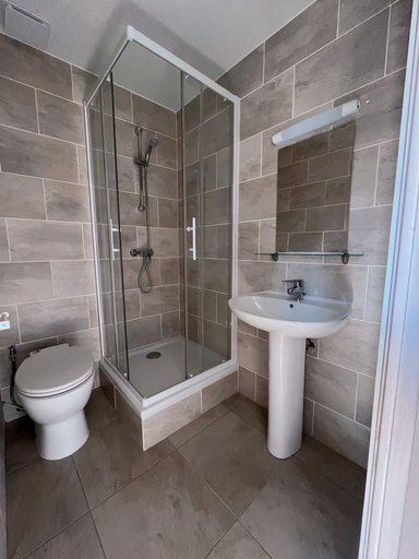 Bathroom 5, Hôtel du colombier, Ille-et-Vilaine