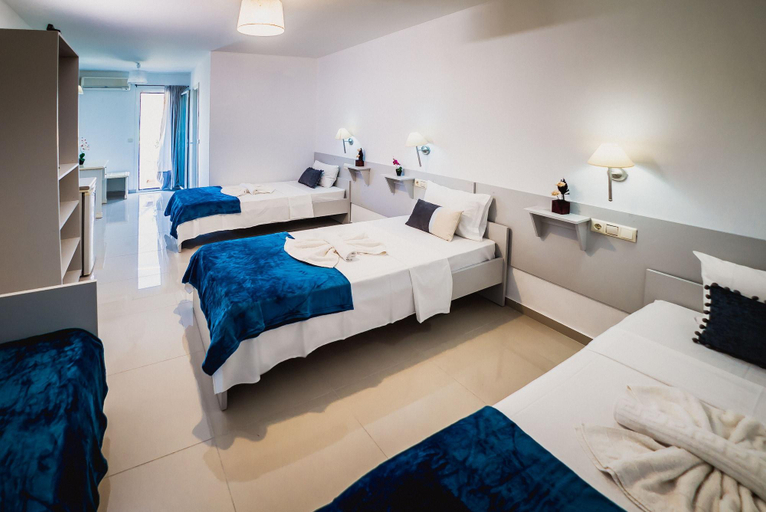 Bedroom 5, Cloud 9 Hotel Shisha & Cocktail Bar - Adults Only, Crete