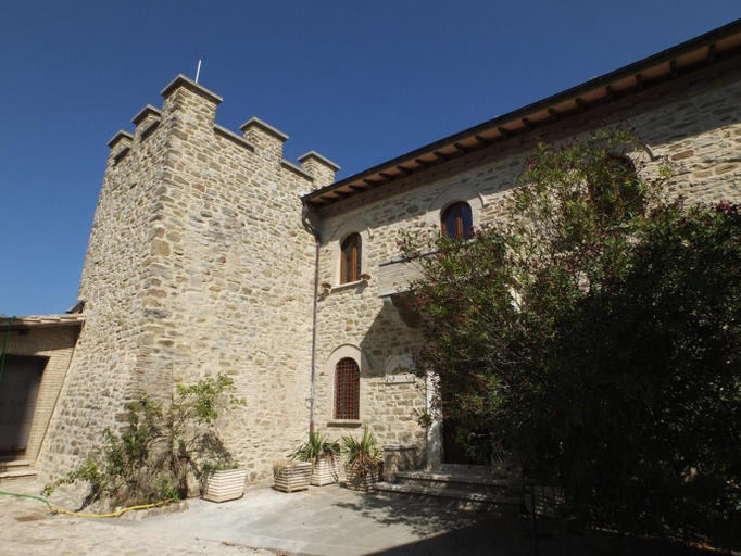 Exterior & Views 1, Giomici Castle, Perugia
