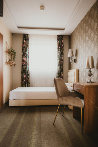 Hotel Wroblewscy, Sieradz