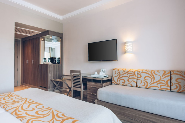 Bedroom 3, Iberostar Waves Mehari Djerba, Djerba Midoun