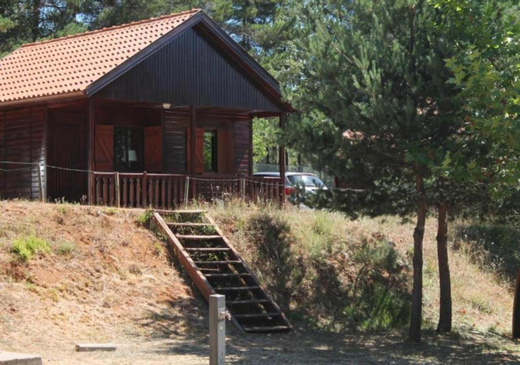 Exterior 12