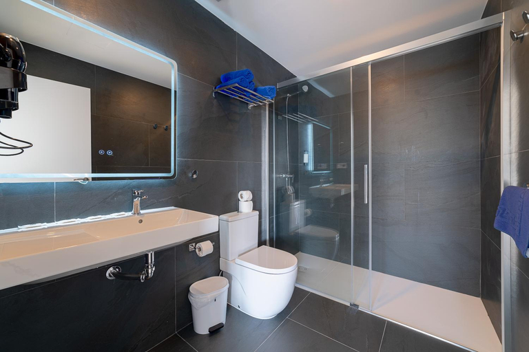 Bathroom, Apartment ROZESEA 347004, Las Palmas