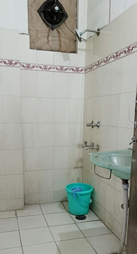 Bathroom 4, WoodStock Homestay By GRB, Lucknow