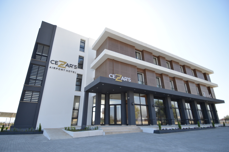 Exterior & Views, Cezars Airport Hotel