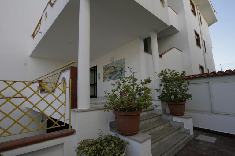 Others 5, Residence Le Magnolie, Teramo