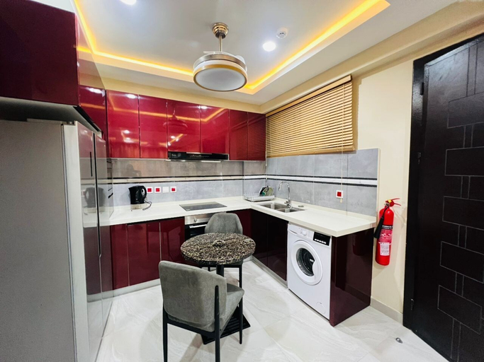 Others 4, UDA APARTMENT, Accra