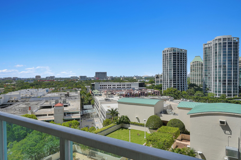 Others 5, Stunning 12th Floor Studio in the Grove, Miami-Dade