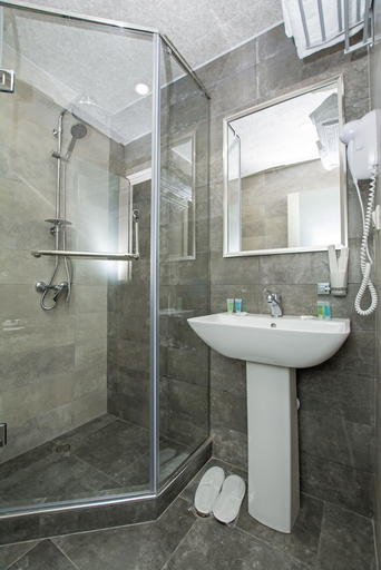 Bathroom 3, Yerevan Boutique Hotel, Yerevan