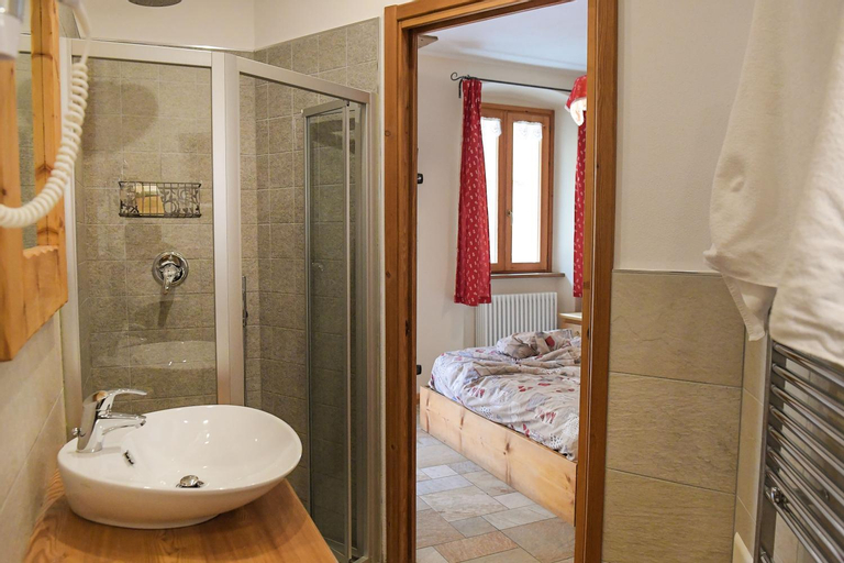 Bedroom 3, Le Petit Fenestrelle, Torino