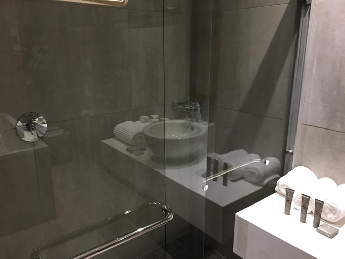 Bathroom 4, Cresta Maun, Ngamiland East