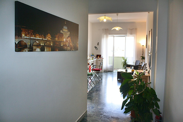 Public Area 2, Take It Easy Roma B&B, Rome