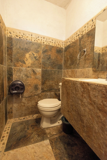 Bathroom 3, Hotel Coyula Huatulco, Dist. Pochutla