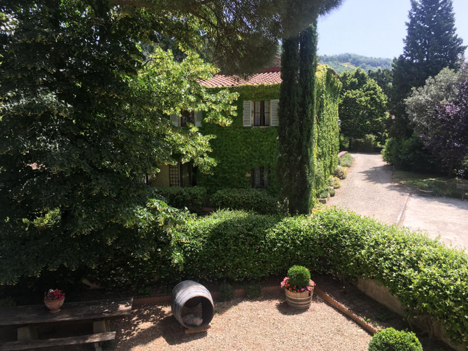 Entrance 2, Azienda agricola Frascole, Florence