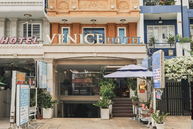 Exterior & Views 2, Venice Hotel By Zuzu, Bình Chánh