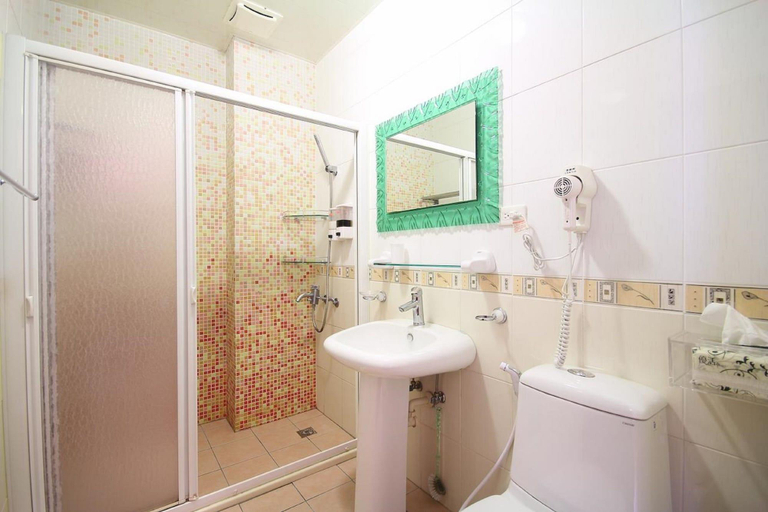 Bathroom, Lan Tao Sha Homestay, Hualien