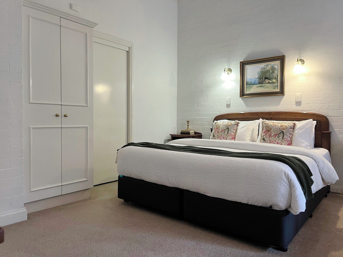 Bedroom 3, Victoria House Motor Inn, Maroondah - Croydon