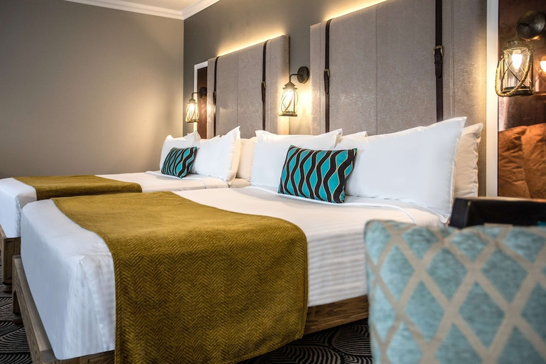 Bedroom, Southern Sun Ridgeway, Lusaka