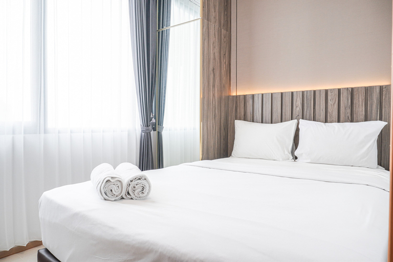 Comfort and Modern Look 2BR at 26th Floor Samara Suites Apartment By Travelio, South Jakarta