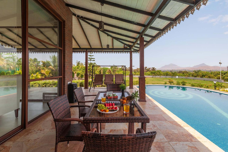 Sport & Beauty 2, StayVista's Casa Del Verde - 4BHK Mountain-View Villa with Private Pool, Nashik