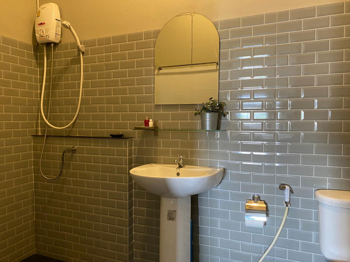 Bathroom 1