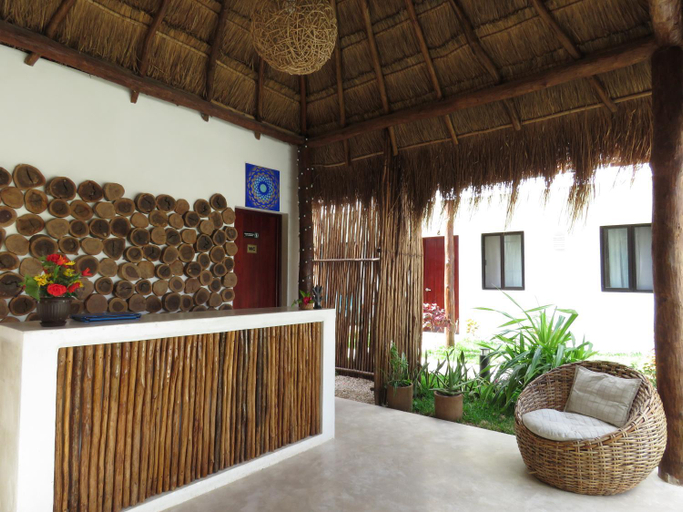 Public Area 3, Azul 36, Othón P. Blanco