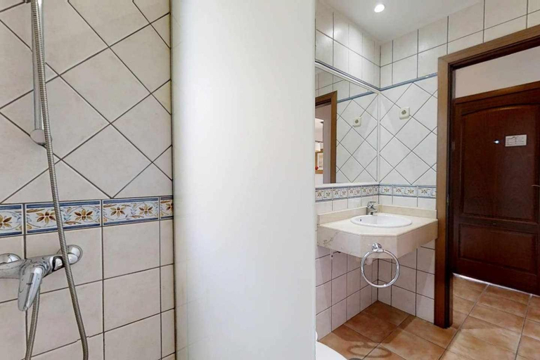 Bathroom 4, Anju villas, VILLA AT 100 METERS FAR OF THE BEACH, Las Palmas