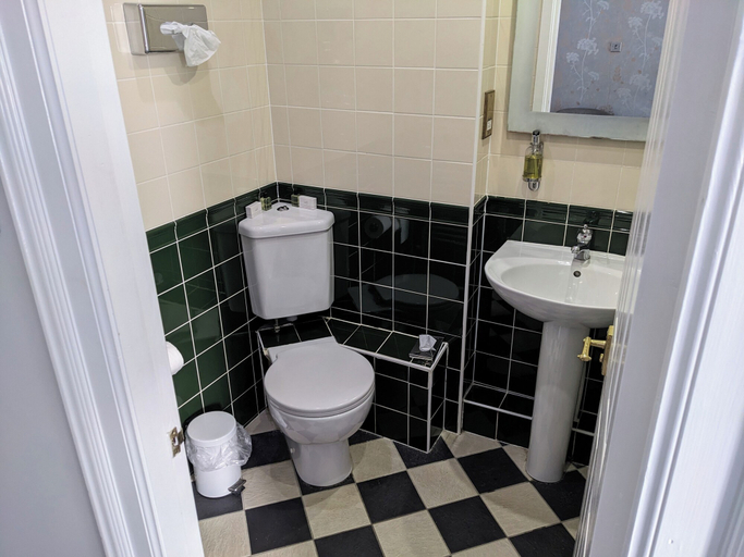 Bathroom 4, Maitlandfield House Hotel, East Lothian