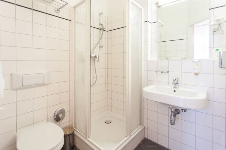 Bathroom, Martas Hotel Berlin-Mitte, Berlin