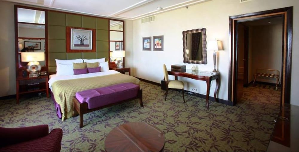 Bedroom 2, Le King Fahd Palace, Dakar