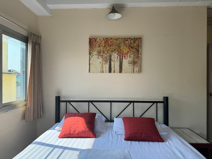 Bedroom 15