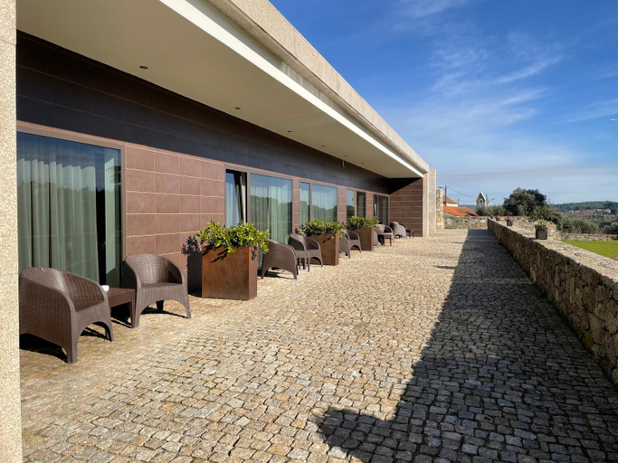 Facilities 2, Solar Dos Caceres, Fornos de Algodres
