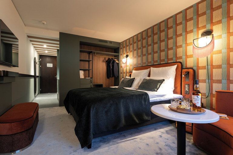 Bedroom 17