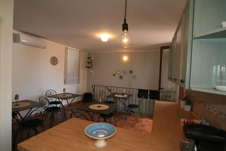 Food & Drinks 5, Casa Levante, Messina
