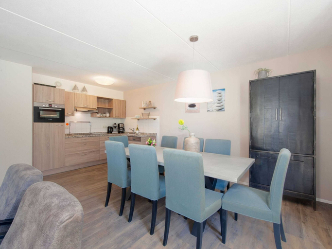 Living room 2, Semi-detached Villa With Microwave Near the Beach, Noord-Beveland