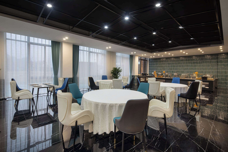 Food & Drinks 4, Days Inn by Wyndham Yangzhou Guangling, Yangzhou