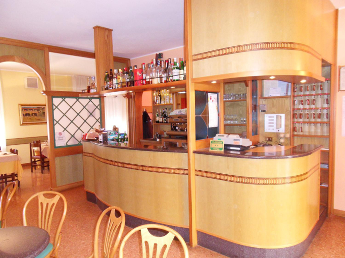 Others 3, Albergo Betulla, Bergamo