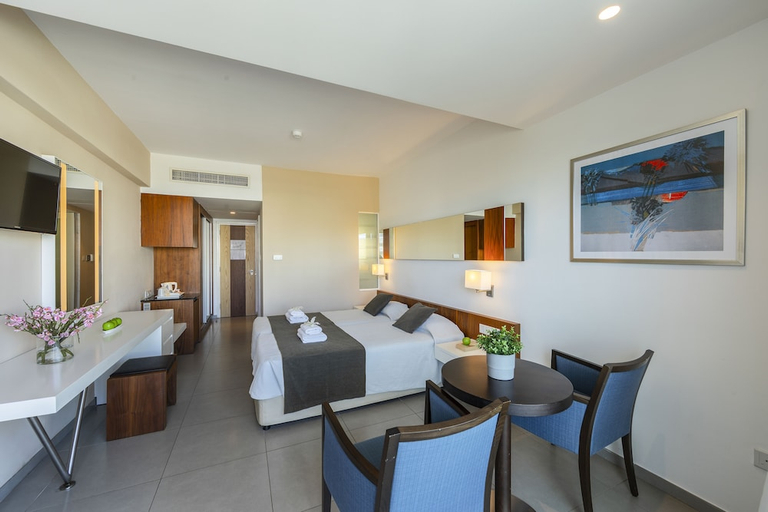 Bedroom 3, Melissi Beach Hotel